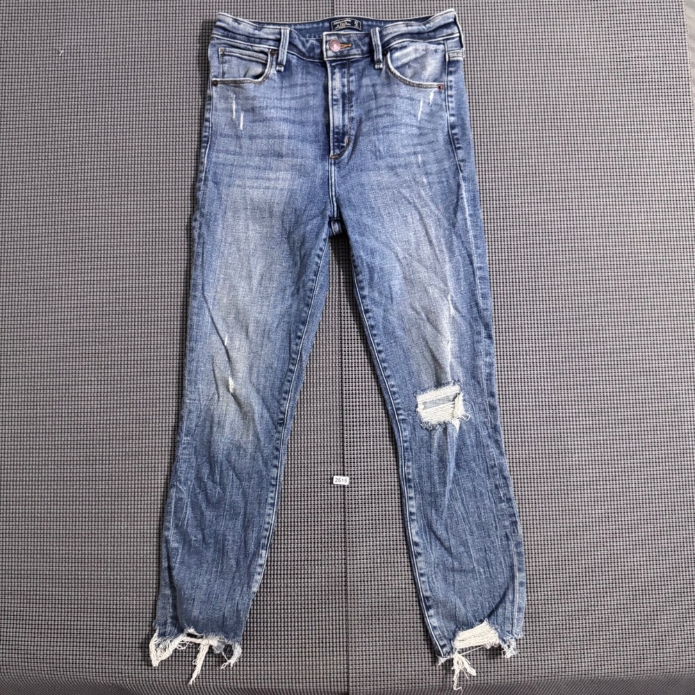 Abercrombie & Fitch Simone High Rise Ankle Jeans Size 4S Blue Distressed